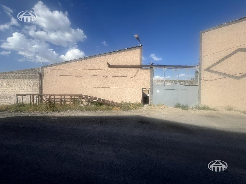 Այլ · 1350 մ² · Երևան