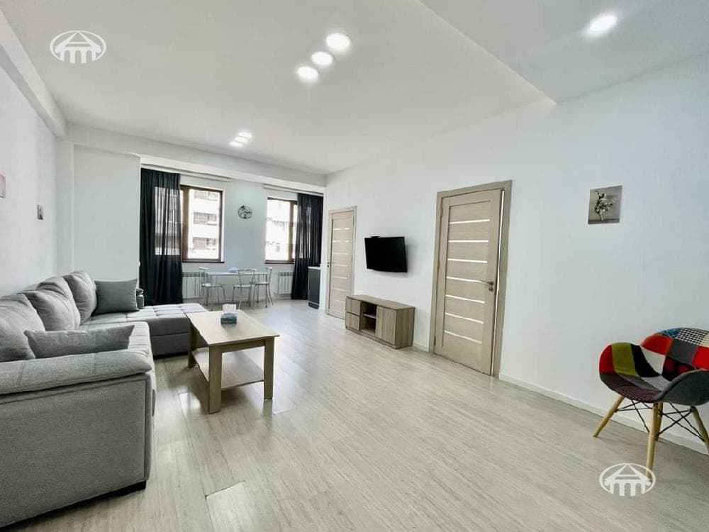 Квартира · 3 комн. · 102 м² · Ереван