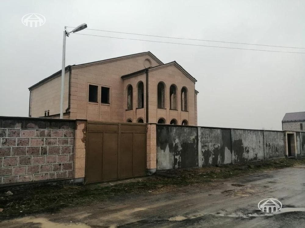 Особняк · 417 м² · Канакераван