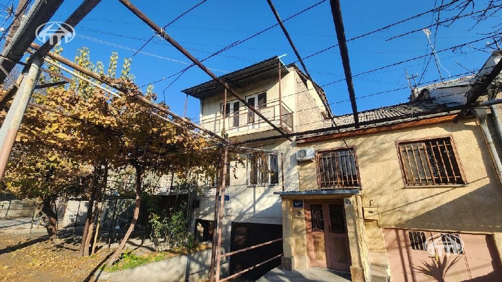 House · 371 m² · Yerevan