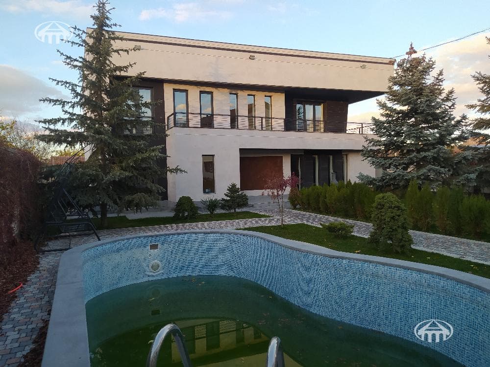 Mansion · 198 m² · Yerevan