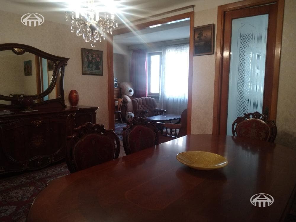 Բնակարան · 118 մ² · Երևան