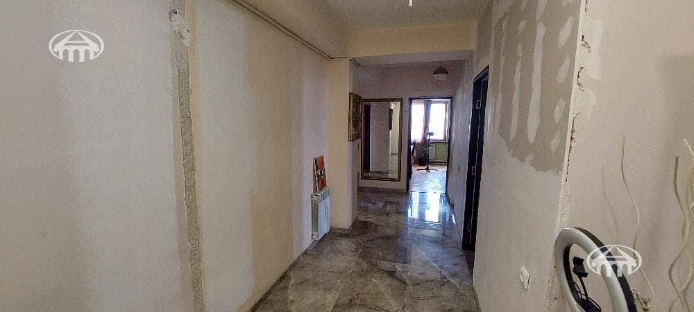 Բնակարան · 3 սեն. · 92 մ² · Երևան