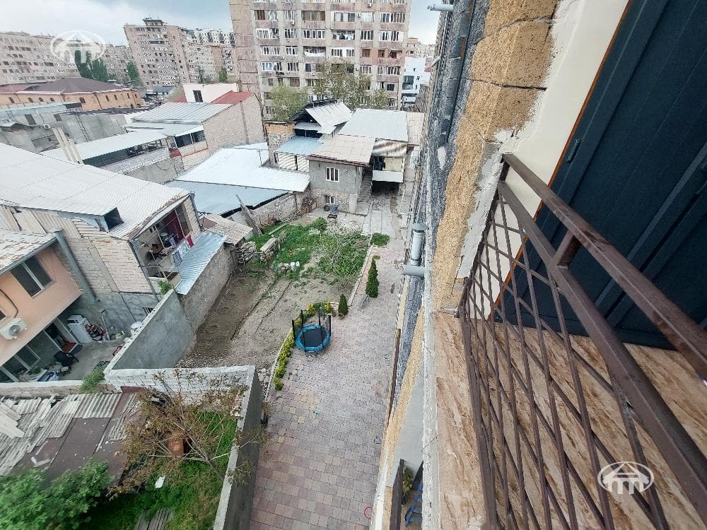 Квартира · 77 м² · Ереван