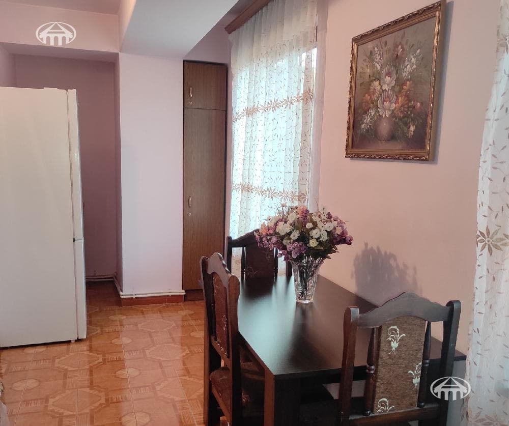 Apartment · 3 rooms · 83 m² · Yerevan