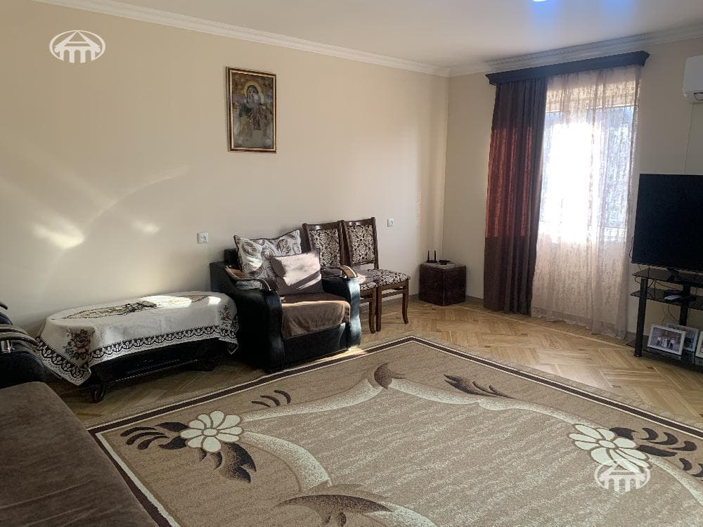 Квартира · 2 комн. · 70 м² · Ереван