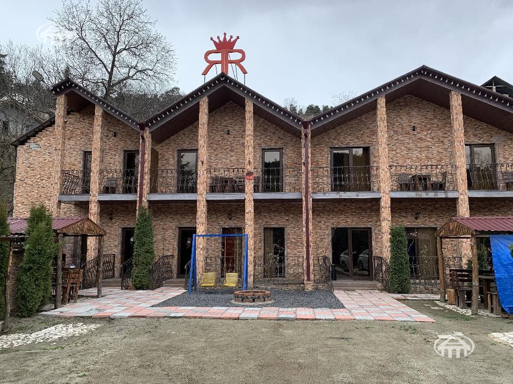 Hotel · 325 m² · Dilijan