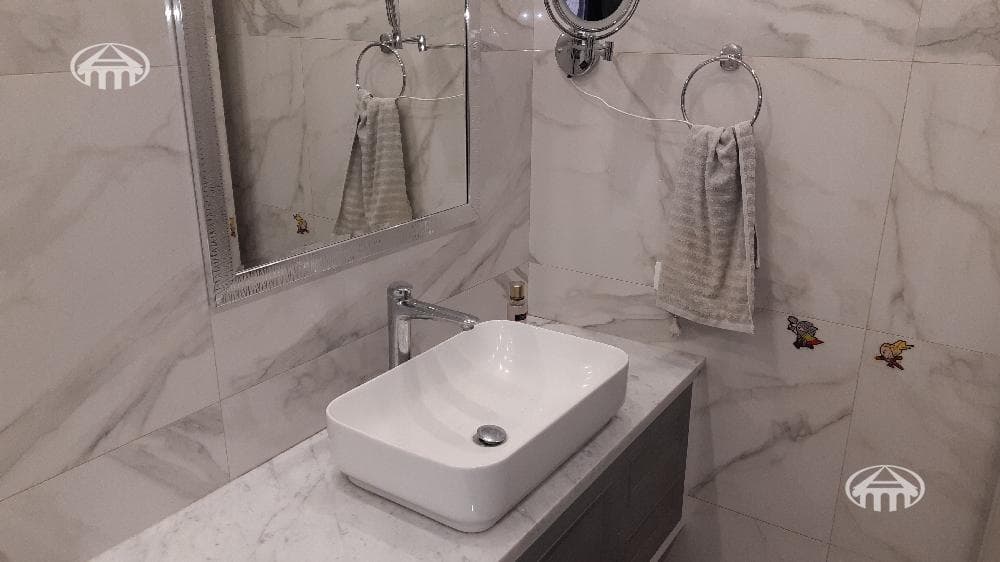 Apartment · 3 rooms · 93 m² · Yerevan