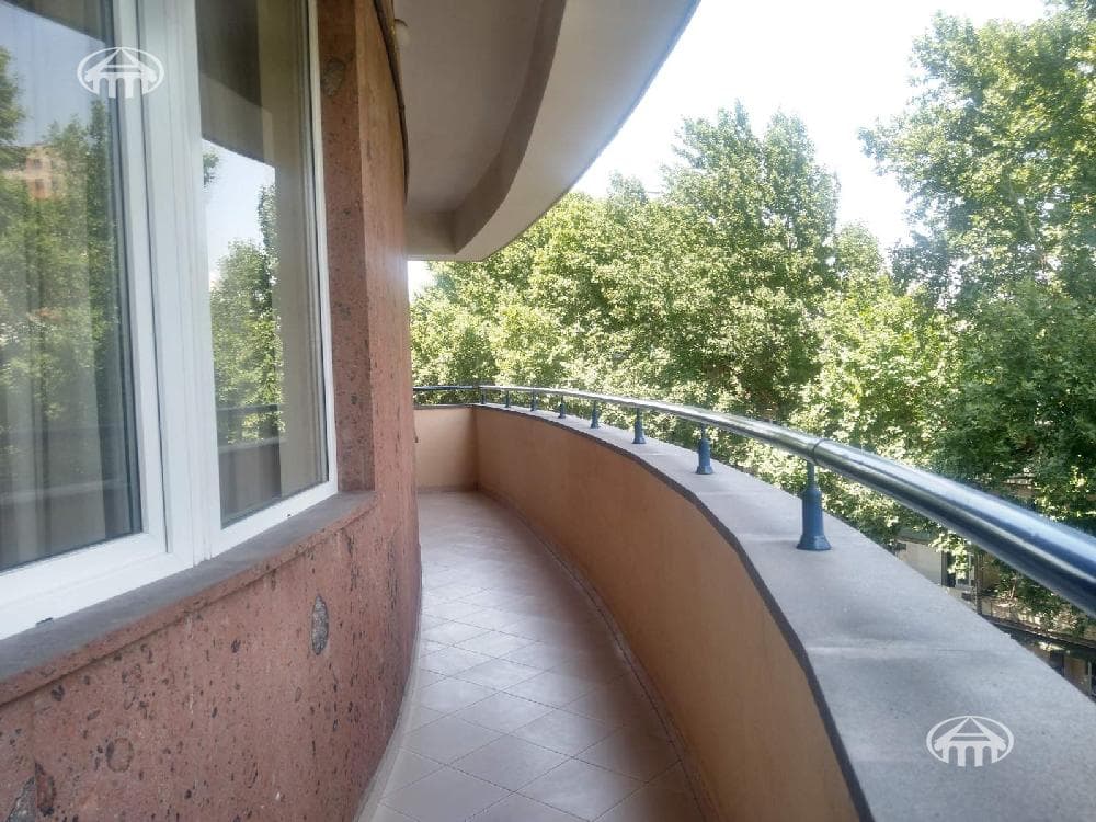 Квартира · 120 м² · Ереван