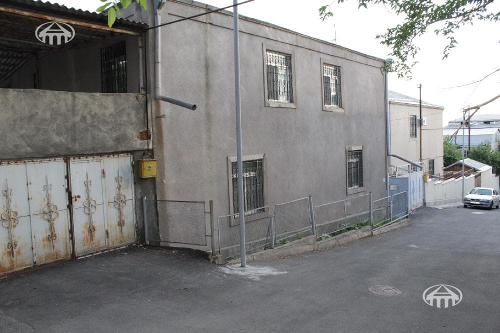 Особняк · 6 комн. · 450 м² · Ариндж