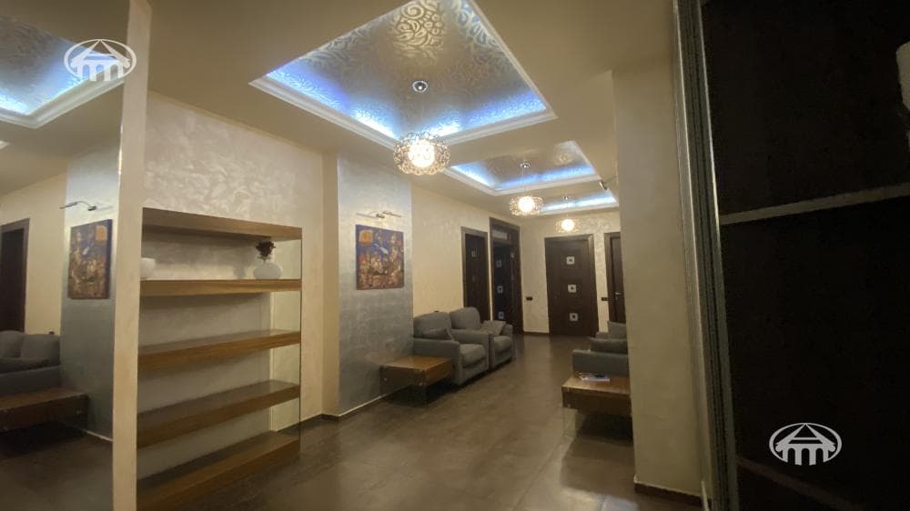 Квартира · 160 м² · Ереван