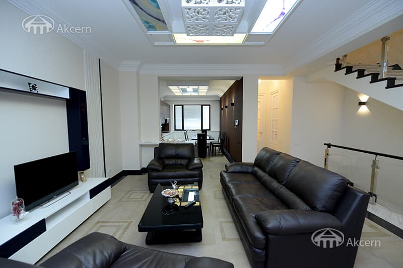 House · 4 rooms · 129 m² · Yerevan