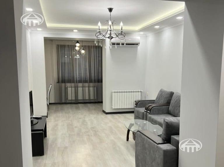 Квартира · 3 комн. · 90 м² · Ереван