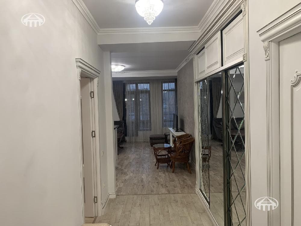 Apartment · 90 m² · Yerevan