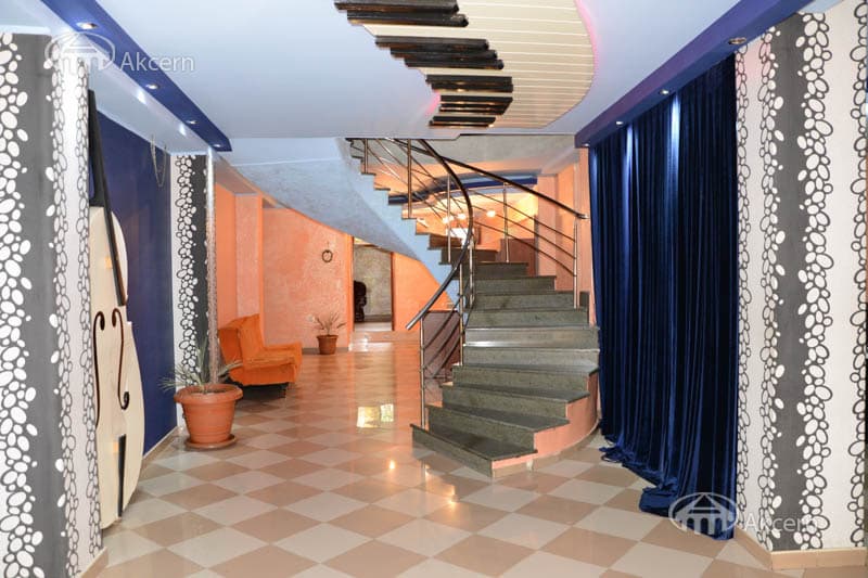 Restaurant · 1,127 m² · Yerevan