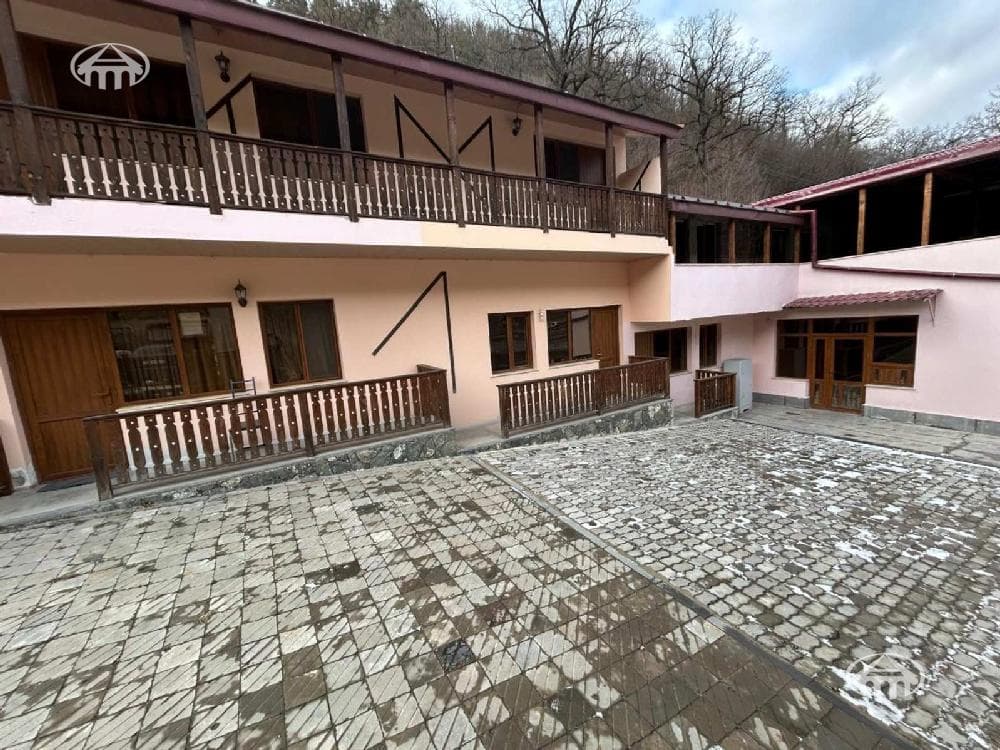 Hotel · 407 m² · Tavush Province