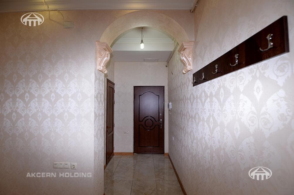 Квартира · 3 комн. · 120 м² · Ереван