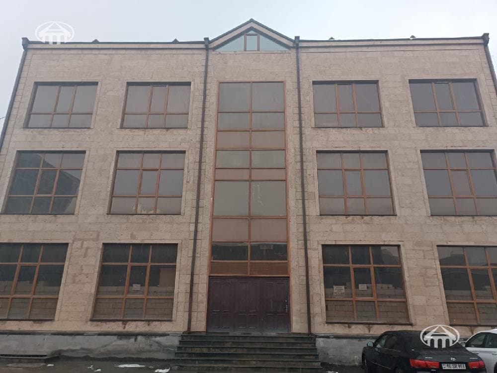 Прочее · 1 600 м² · Ереван