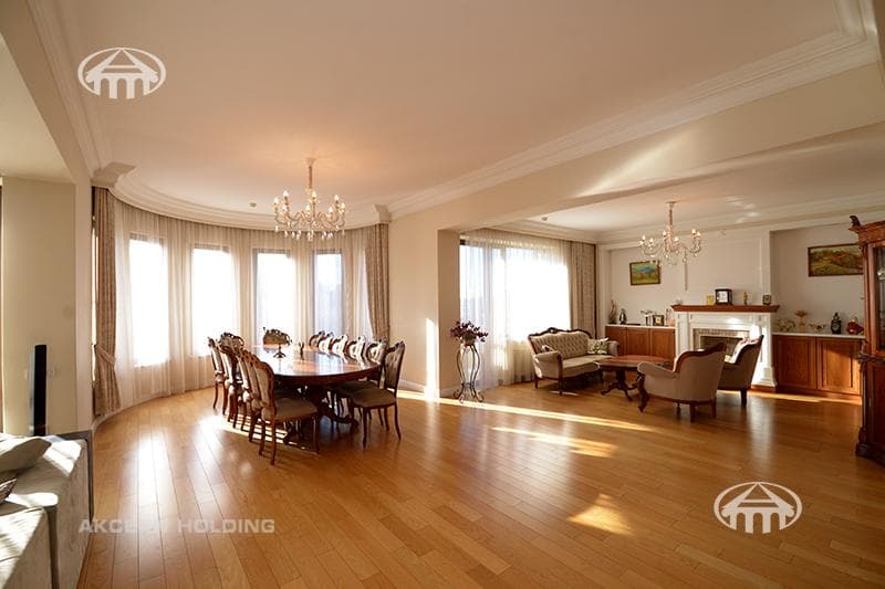 Mansion · 614 m² · Yerevan