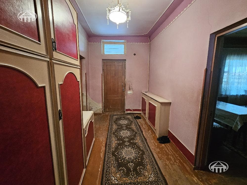 Քոթեջ · 534 մ² · Ջրվեժ