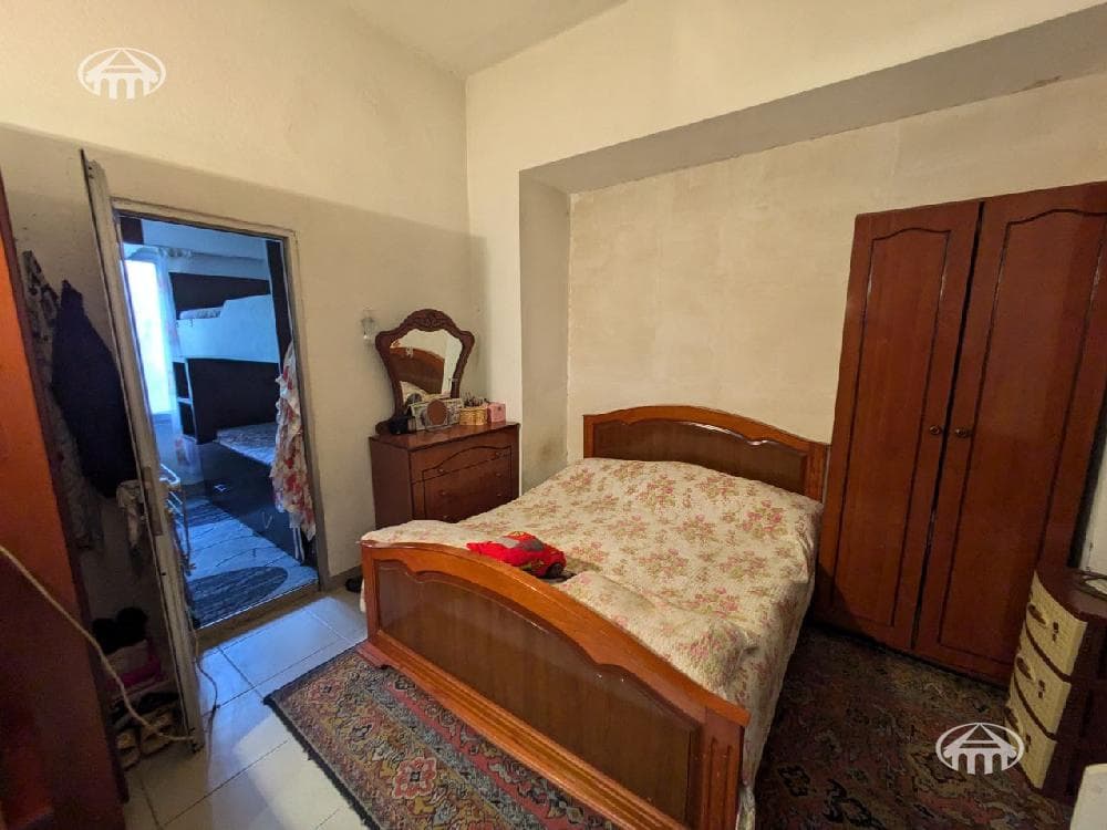 House · 481 m² · Yerevan