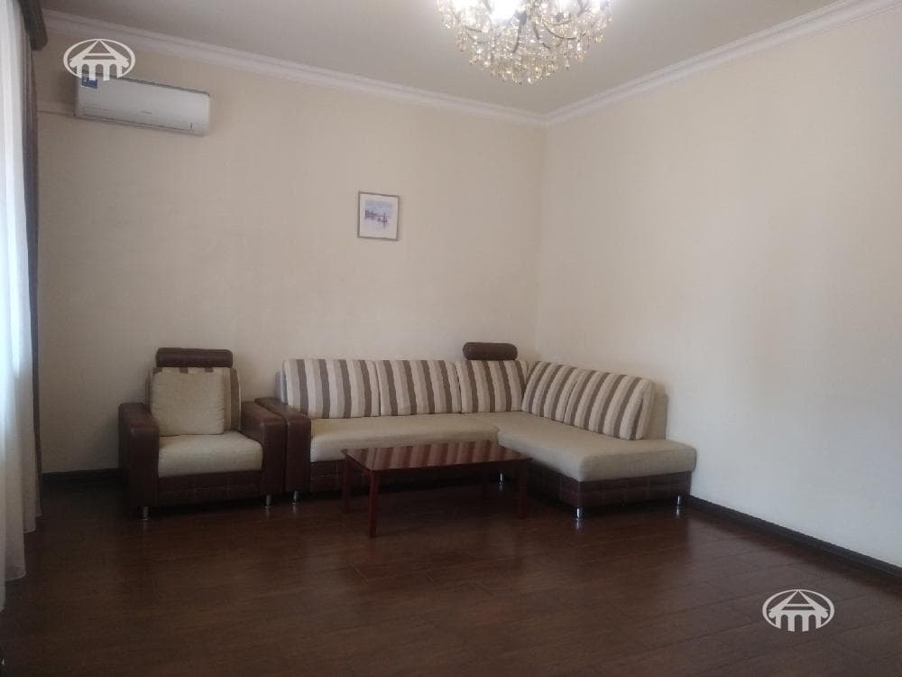 Բնակարան · 96 մ² · Երևան