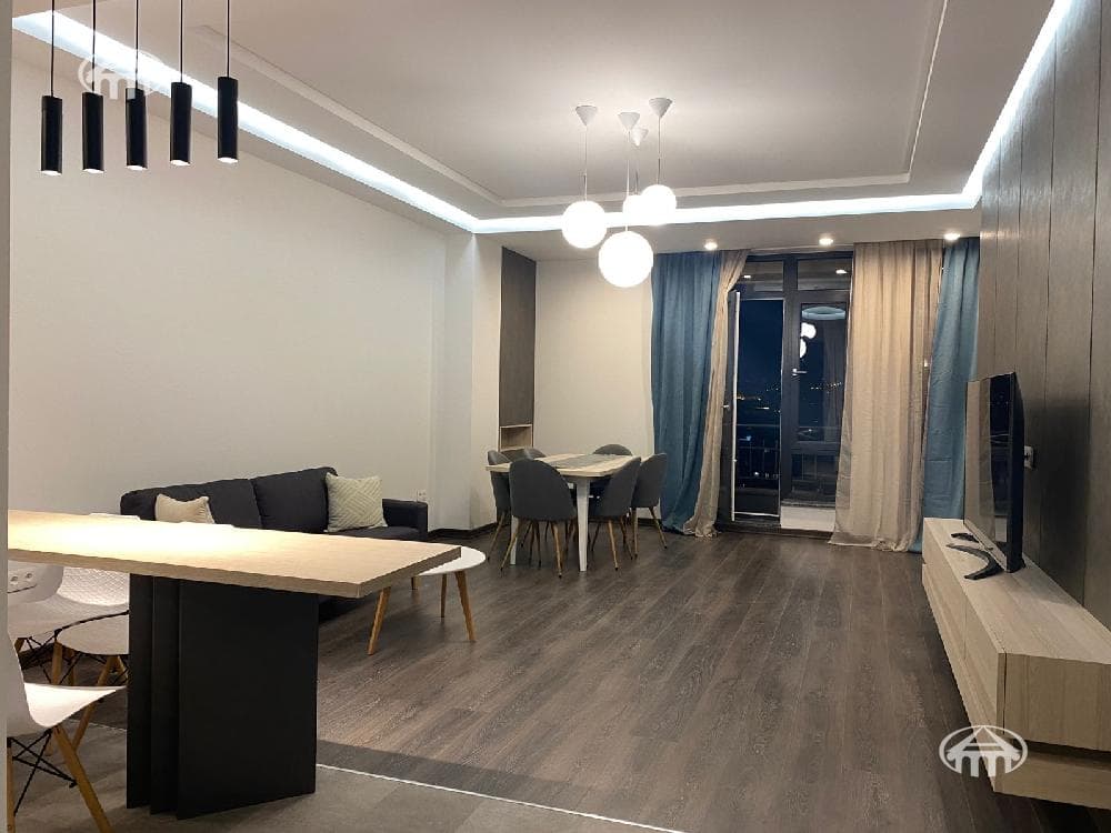 Apartment · 90 m² · Yerevan