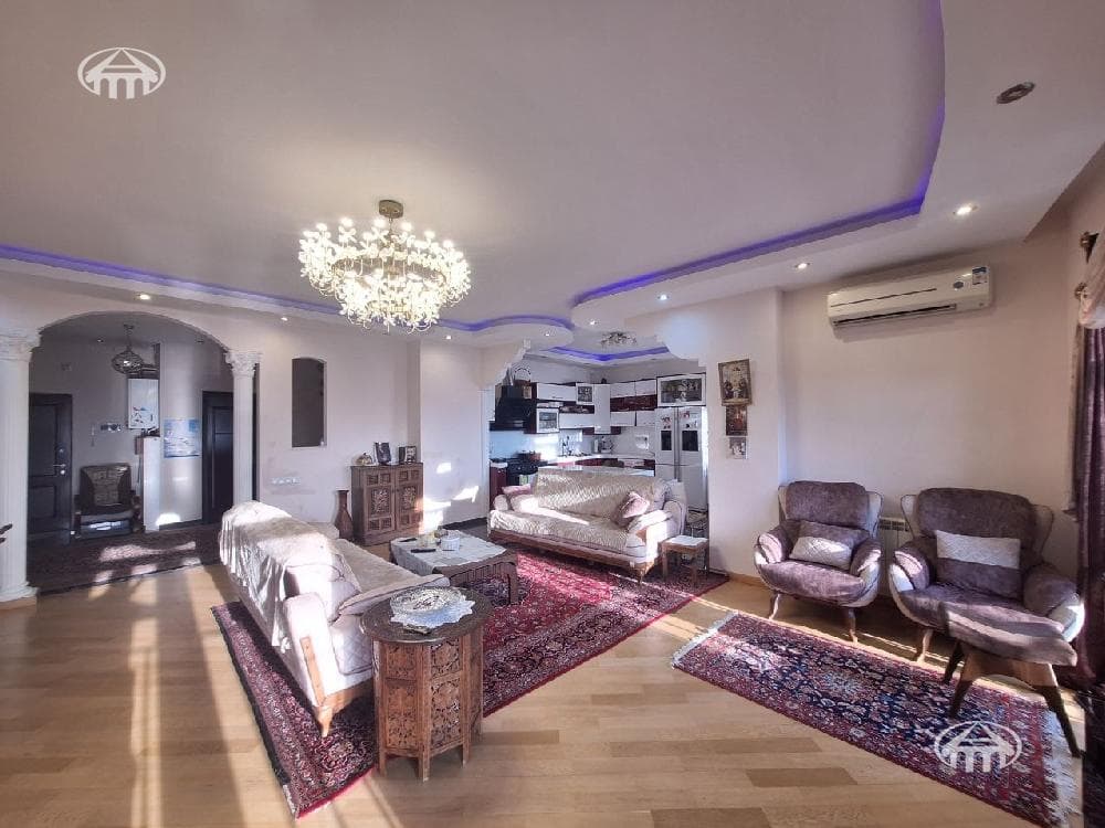Квартира · 3 комн. · 133 м² · Ереван
