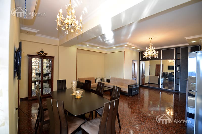 Квартира · 3 комн. · 112 м² · Ереван