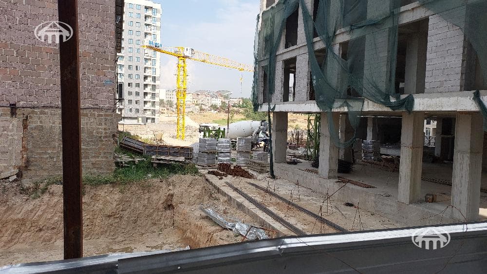 Հողատարածք · 370 մ² · Երևան