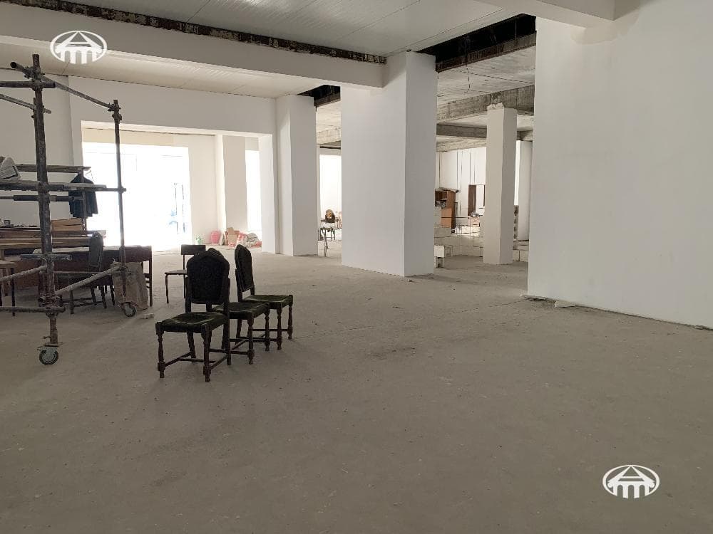 Խանութ · 400 մ² · Երևան