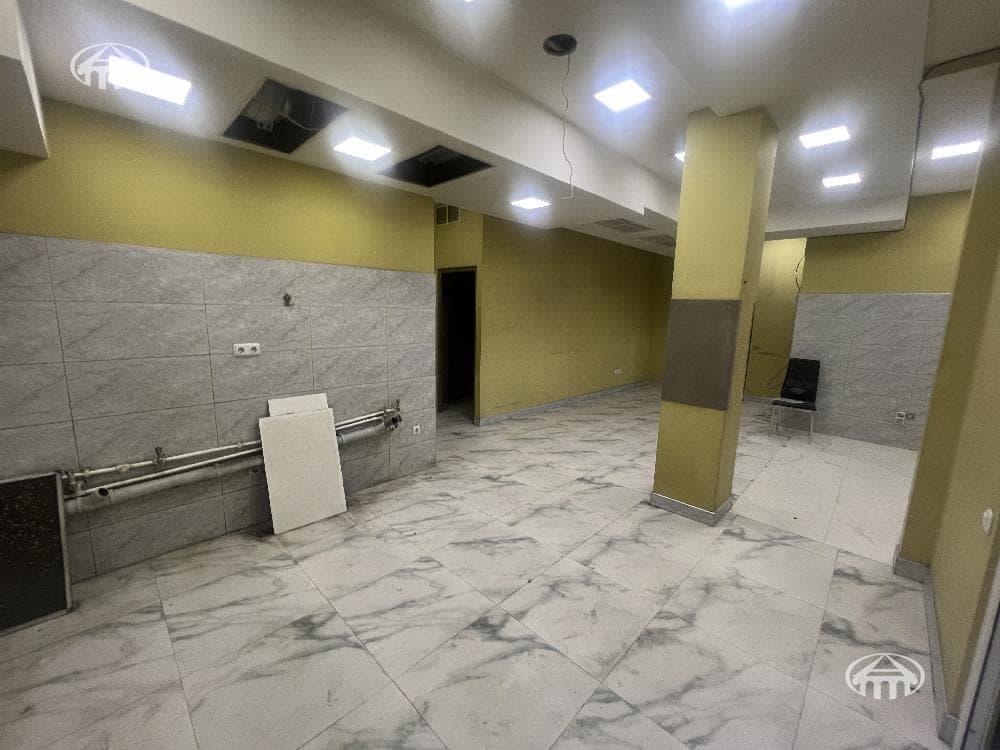 Խանութ · 300 մ² · Երևան