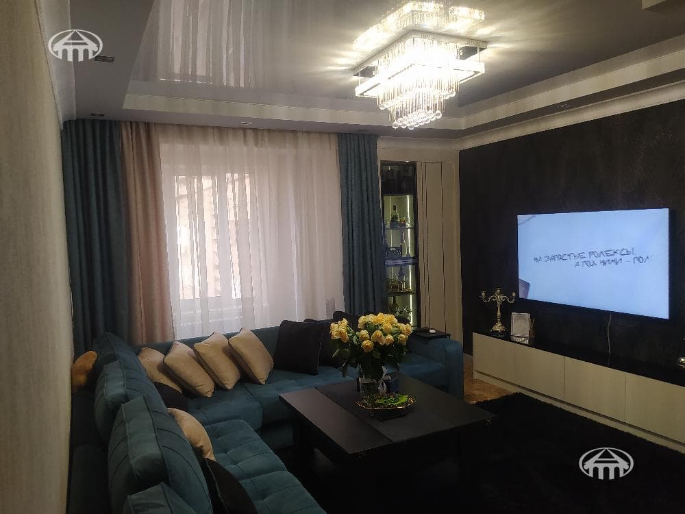 Квартира · 2 комн. · 63 м² · Ереван
