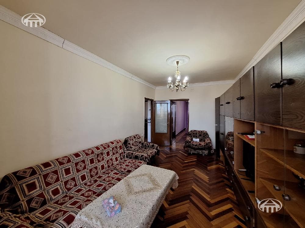 Квартира · 76 м² · Ереван