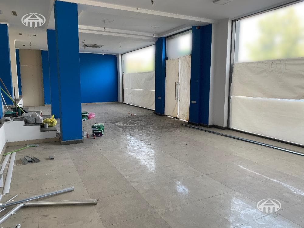 Խանութ · 244 մ² · Երևան
