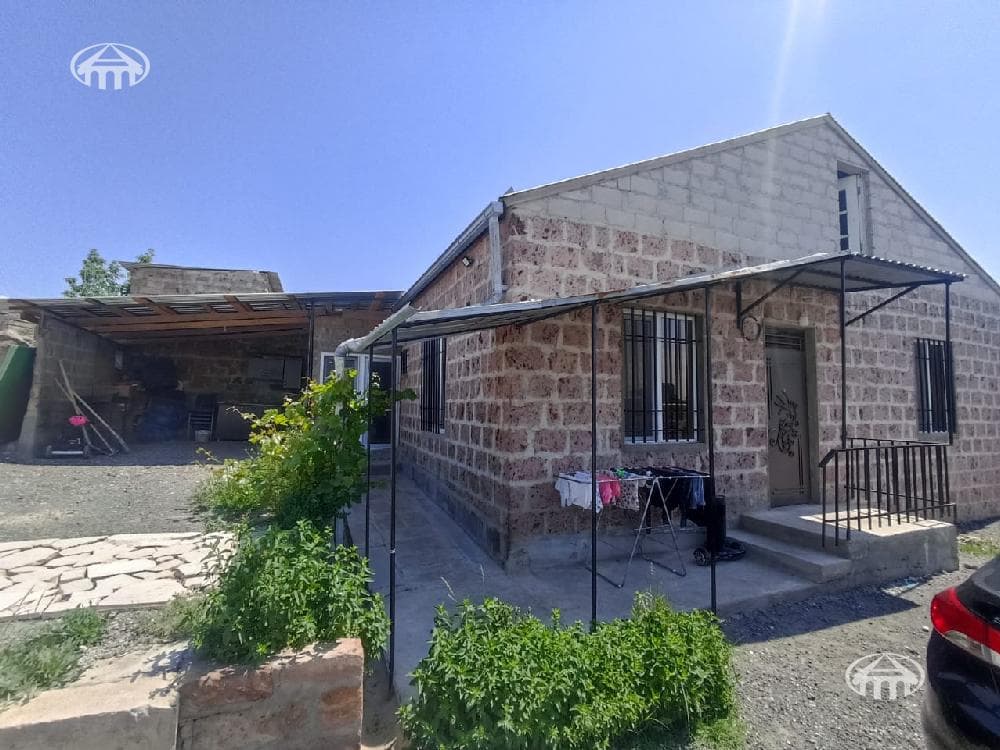 Mansion · 3 rooms · 62 m² · Yerevan