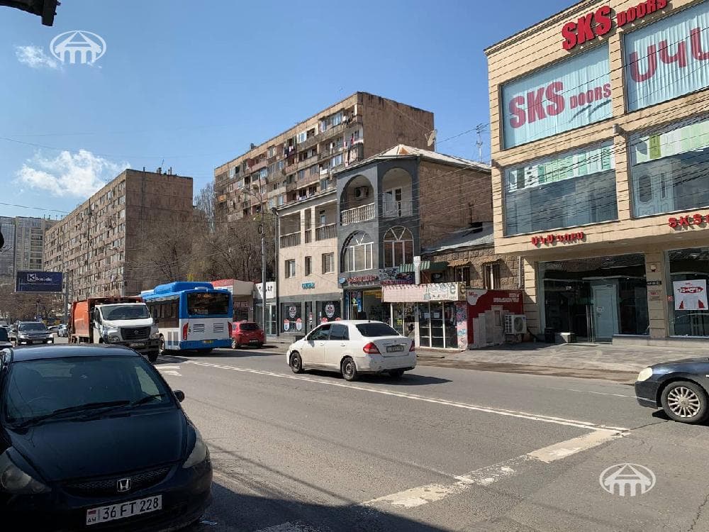 Retail · 168 m² · Yerevan