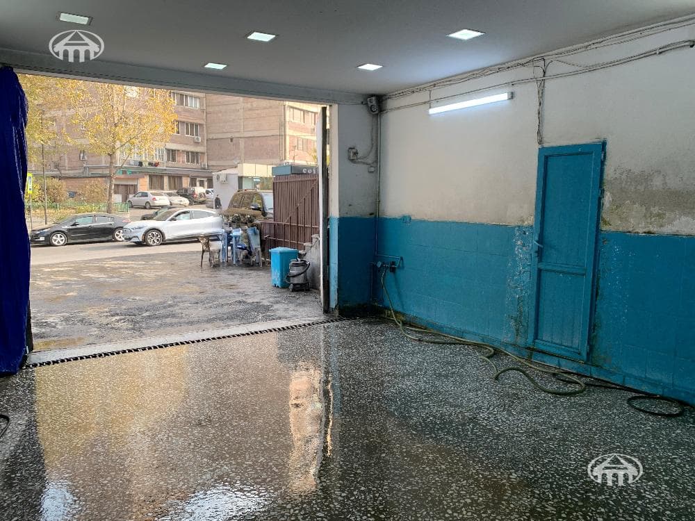 Car service · 3 rooms · 123 m² · Yerevan