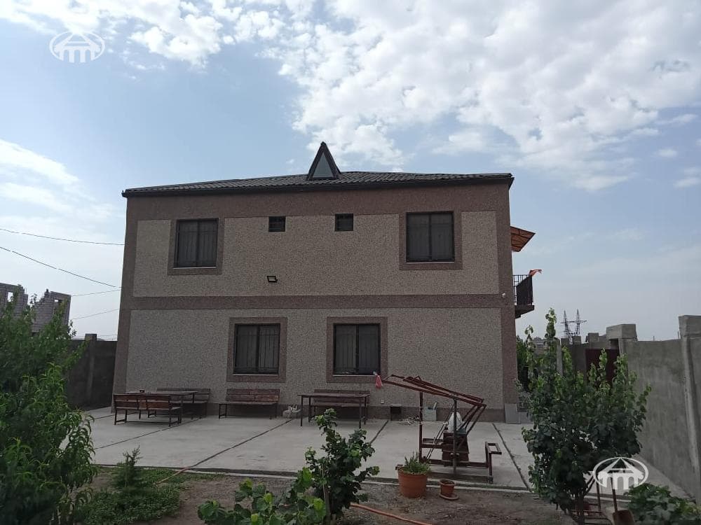 Mansion · 220 m² · Yerevan