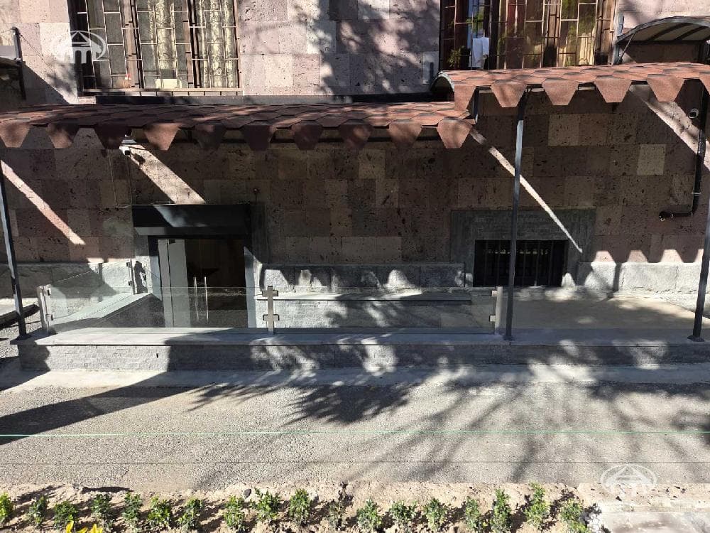 Retail · 92 m² · Yerevan