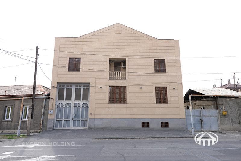 Mansion · 327 m² · Yerevan