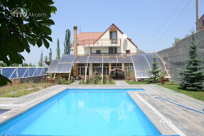 Загородный дом · 8 комн. · 586 м² · Дзорахпюр