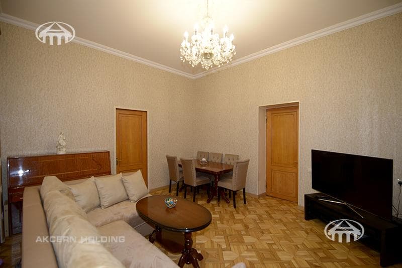 Քոթեջ · 203 մ² · Երևան