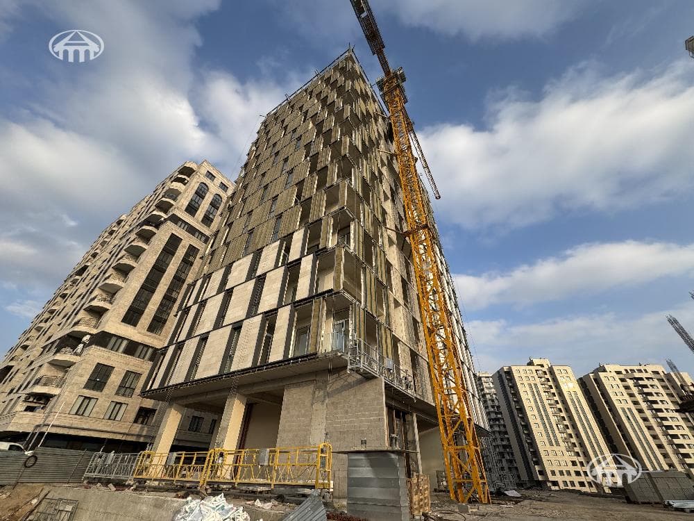 Квартира · 179 м² · Ереван