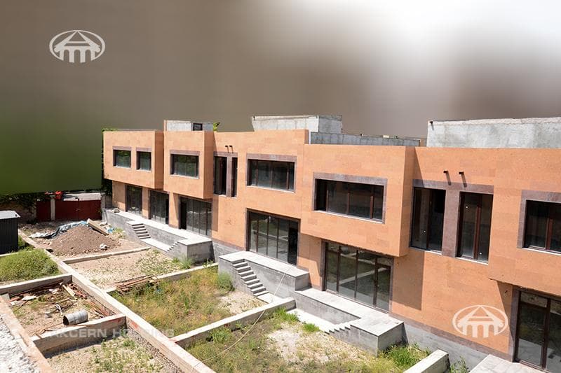 Townhouse · 231 m² · Yerevan