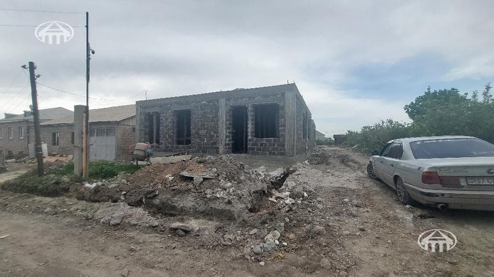 Особняк · 100 м² · Нор Харберд