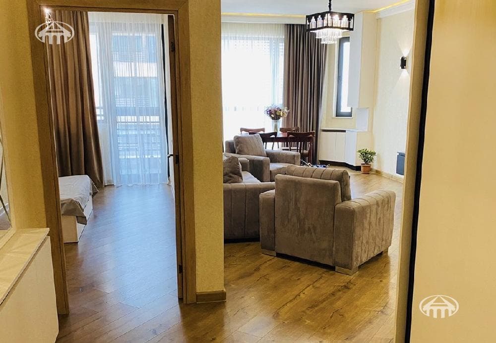 Квартира · 71 м² · Ереван