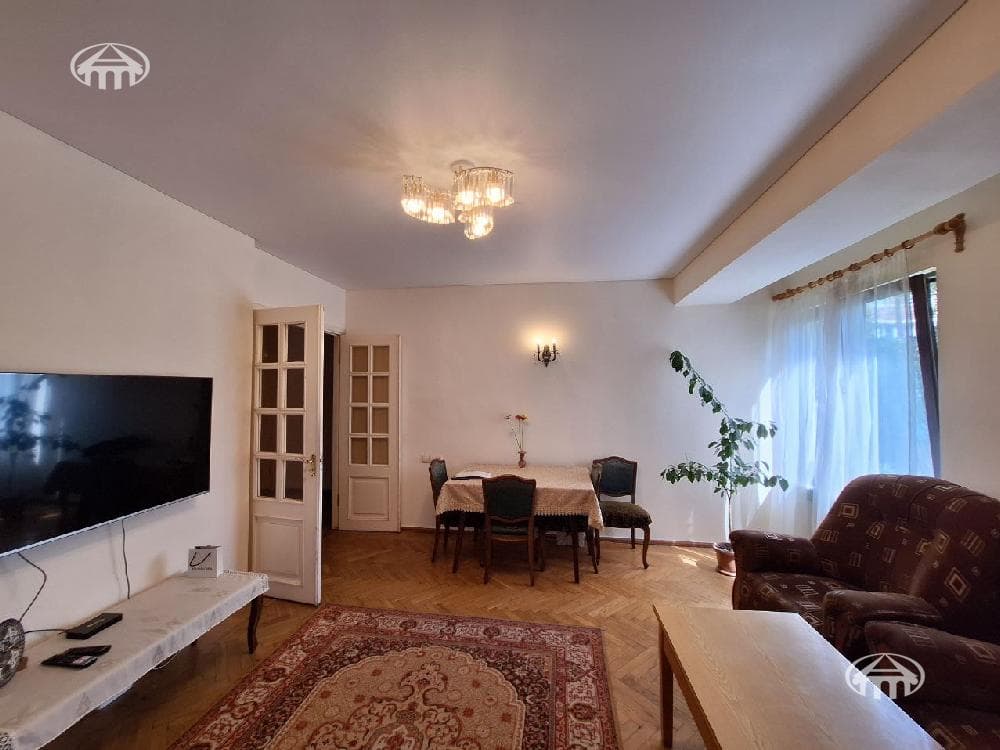 Квартира · 3 комн. · 87 м² · Ереван