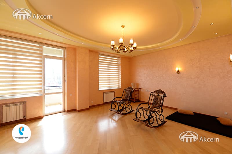 Apartment · 4 rooms · 181 m² · Yerevan