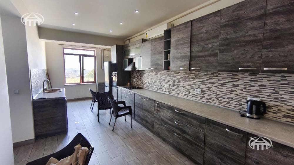 Квартира · 110 м² · Ереван
